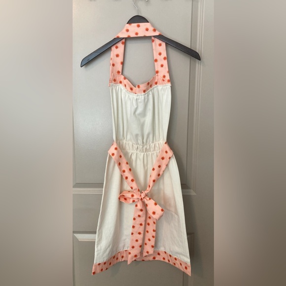 Vintage Embroidery Apron - Picture 4 of 6